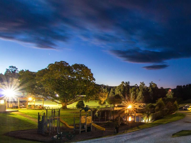 Waitomo Top 10 Holiday Park Waitomo Caves Exterior foto