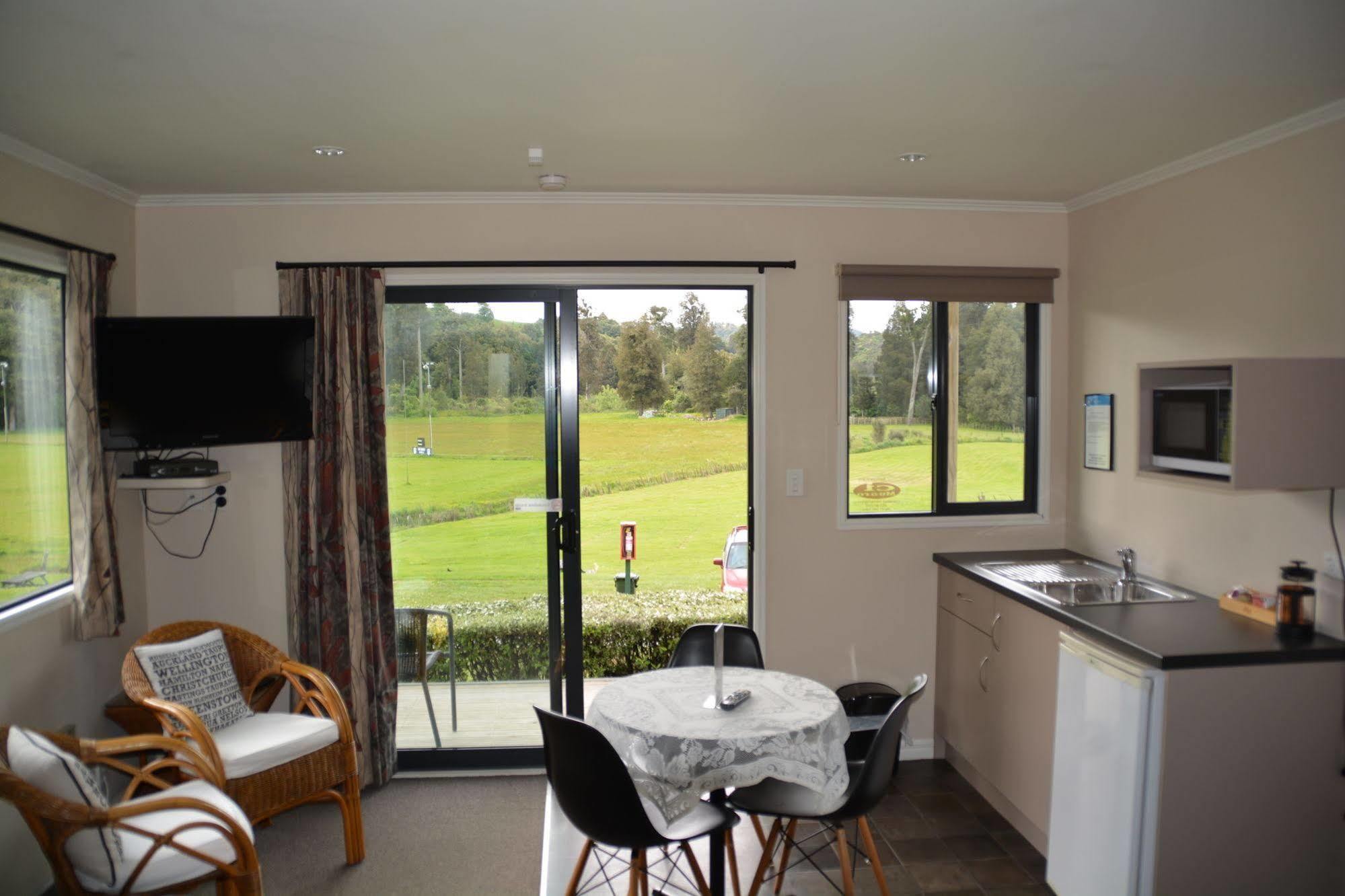 Waitomo Top 10 Holiday Park Waitomo Caves Exterior foto